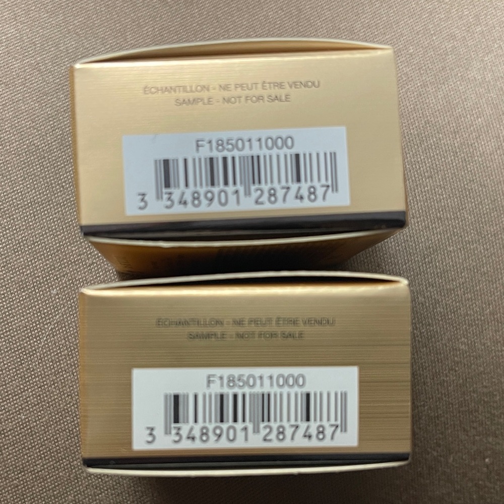 Dior Prestige Le Concentré Yeux Eye Cream - Luxurious Gold. $50 for 2! .3ml each - Picture 4 of 4